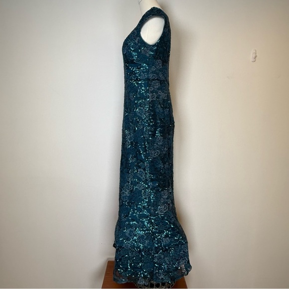 Alex Evenings Embroidered Lace And Sequins Cap Sleeve Gown Women’s Size 6 Petite - Picture 6 of 16